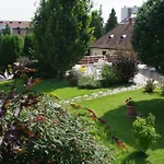 Agnes Hotel