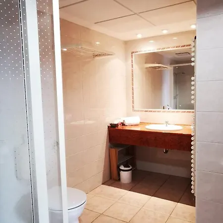 ホテル Agnes ヘーヴィーズ